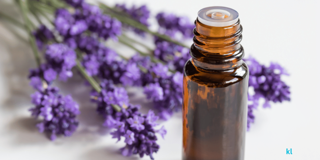 Top 7 Essential Oils for Labor, Birth, & Postpartum: Real Moms’ Favorites
